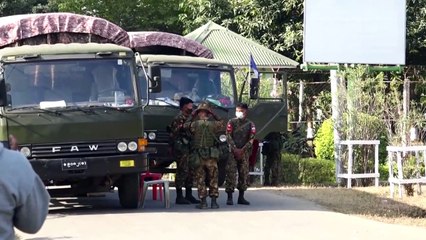 Liberdade para mais de 600 detidos em Mianmar