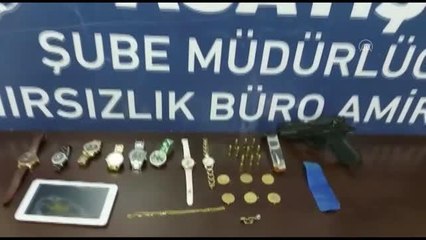 Evden 45 bin liralık ziynet eşyası çaldığı öne sürülen 4 şüpheli yakalandı