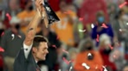 Général - Tom Brady aimerait voir Lewis Hamilton sur un terrain de football américain