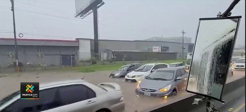 tn7-4-alcantarillas-de-rutas-principales-de-San-José-podrían-colapsar-con-las-lluvias-240321