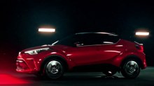 Toyota C-HR. Comercial TV JPN