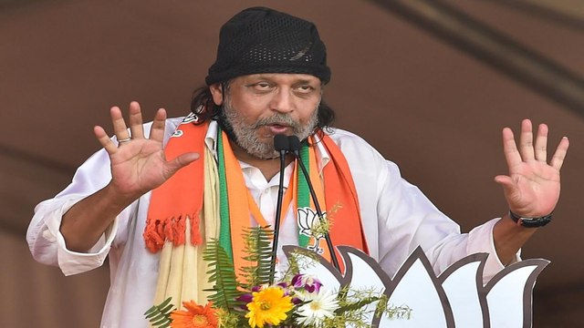 Bengal: Mithun Chakraborty holds road show in Bankura