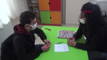 HATAY Otizmli Ali'nin tatlıları damak çatlatıyor