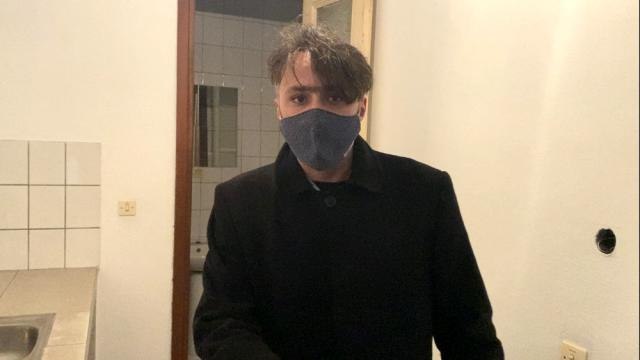 İstanbul'da binaya örümcek adam gibi tırmanan hırsız vatandaşı hayrete düşürdü