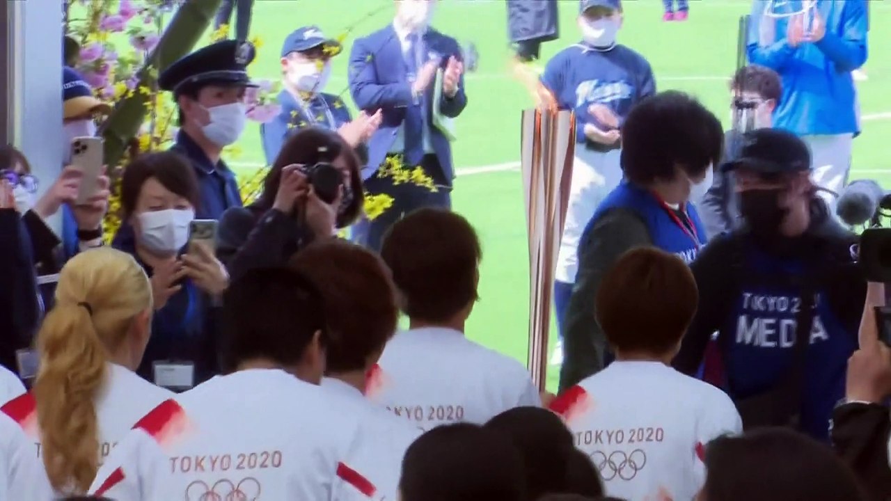 Elindult az olimpiai fáklyaváltó