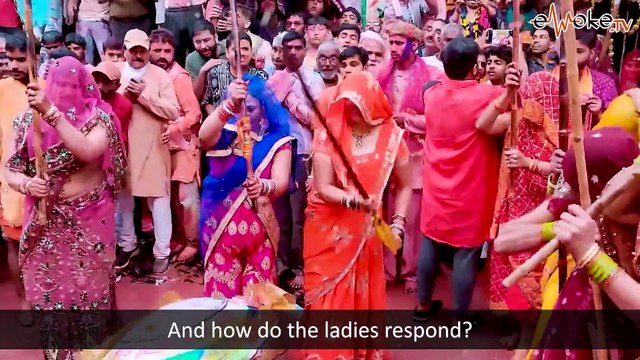 Rare Swap: Men get beaten up by women during Latmar festival | World-famous Lathmar Holi