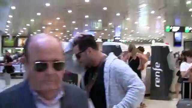 David Bustamante cumple 39 años apoyándose en Yana Olina y en su hija