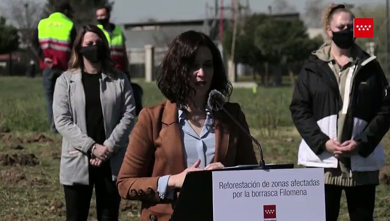 El zasca de Isabel Díaz Ayuso al "virólogo Revilla"