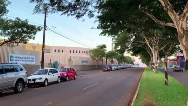 Cascavel abre vacinação para mais uma faixa etária e idosos de 71 anos recebem doses hoje