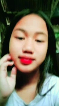 wala ng mas kakapal pa sa lips ko..