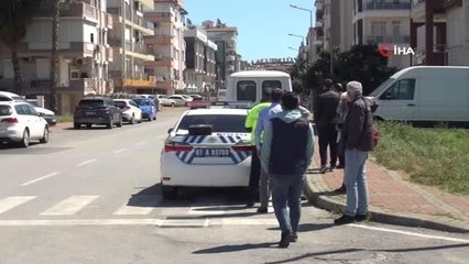 Otomobiller çarpıştı...Deniz bebek, bebe koltuğu sayesinde yara almadan kurtuldu