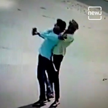 Shocking Daylight Robbery In New Delhi Caught On Camera