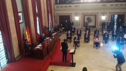 El socialista José Antonio Serrano toma posesión como alcalde del Ayuntamiento de Murcia.