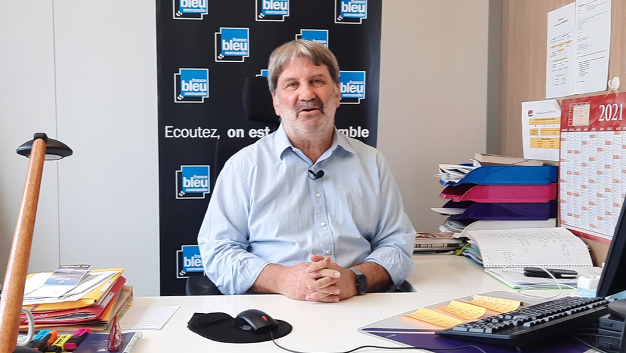 Souvenirs, anecdotes, insolites : Francis Gaugain revient sur ses 40 ans de carrière à  France Bleu Normandie à l'heure de la retraite
