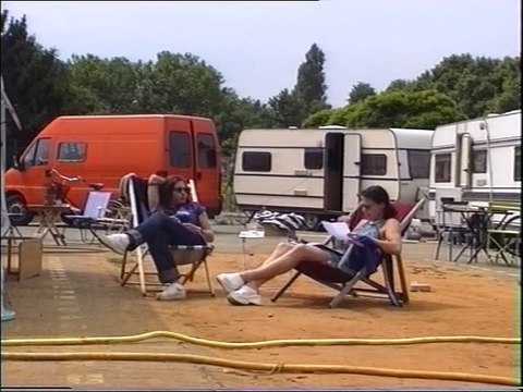 Cirque Plume : Autour du chapiteau #1 - spectacle Mélanges (opéra plume) (1999-2001)