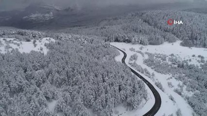 Karabük'ün yüksek kesimlerinde kar yağışı devam ediyor