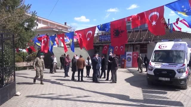 Türk askerinden Kosova'daki tek Türk belediyesi Mamuşa'ya sağlık alanında destek