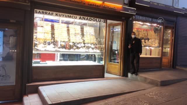 Son dakika haberleri: KAHRAMANMARAŞ - Yaşlı vatandaş dolandırılmaktan polis sayesinde kurtuldu
