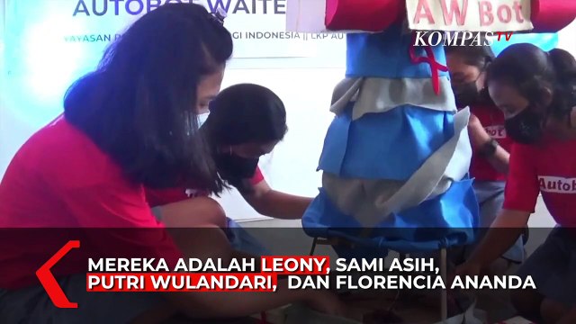 Hebat!! 4 Siswi SMK Ini Mampu Ciptakan Robot Waitress