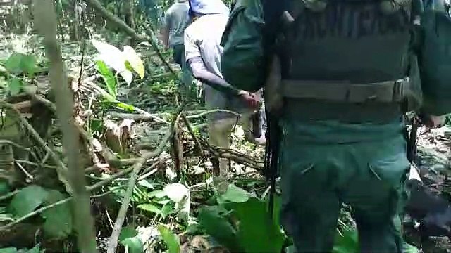 ext-supuestos cazadores-detenidos-250321