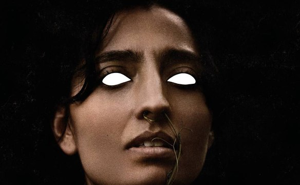 IN THE EARTH Movie (2021) - Joel Fry, Ellora Torchia, Reece Shearsmith, Hayley Squires