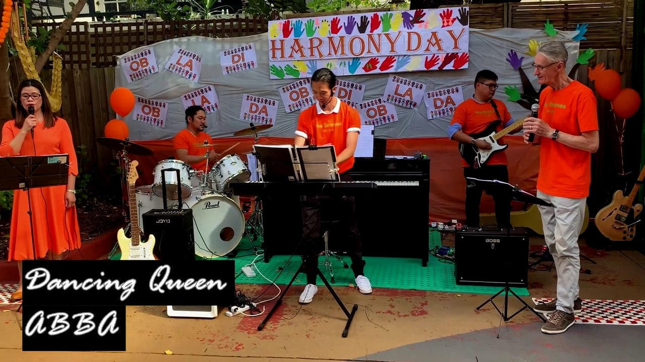 09 - Dancing Queen