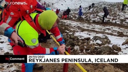 Islande : les spectaculaires coulées de lave attisent la curiosité