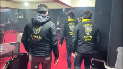 ESENYURT'TA CANLI TOMBALA OYNANAN BODRUM KATINA BASKIN