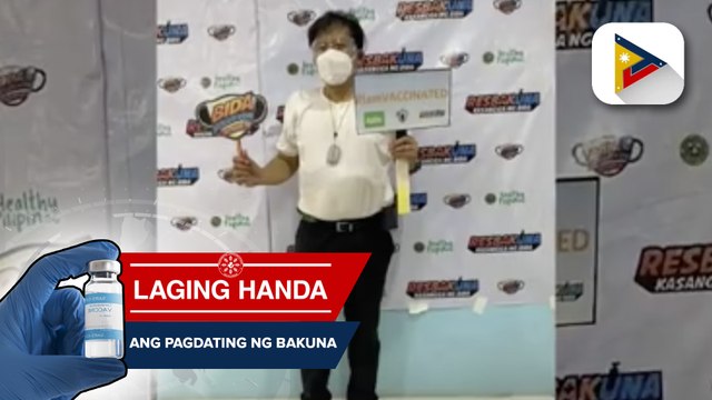 DILG, pinaiimbestigahan ang ilang mga alkalde na nagpabakuna kontra COVID-19 na hindi kabilang sa priority list