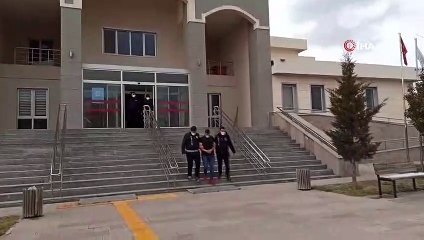 Bir garip hırsızlık...Çaldıkları motosikleti 900 liraya satmak isterken bir de 12 bin lira ceza yediler
