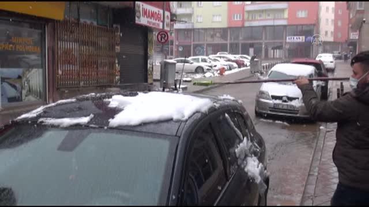 KAHRAMANMARAŞ - Afşin'de kar yağışı