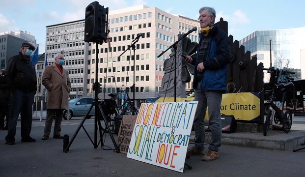 Bruxelles : manifestation à pour imposer le climat au coeur des politiques européennes