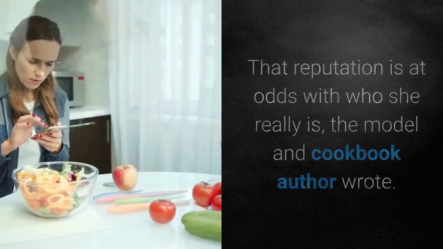 Chrissy Teigen deletes Twitter account citing negativity | Moon TV News