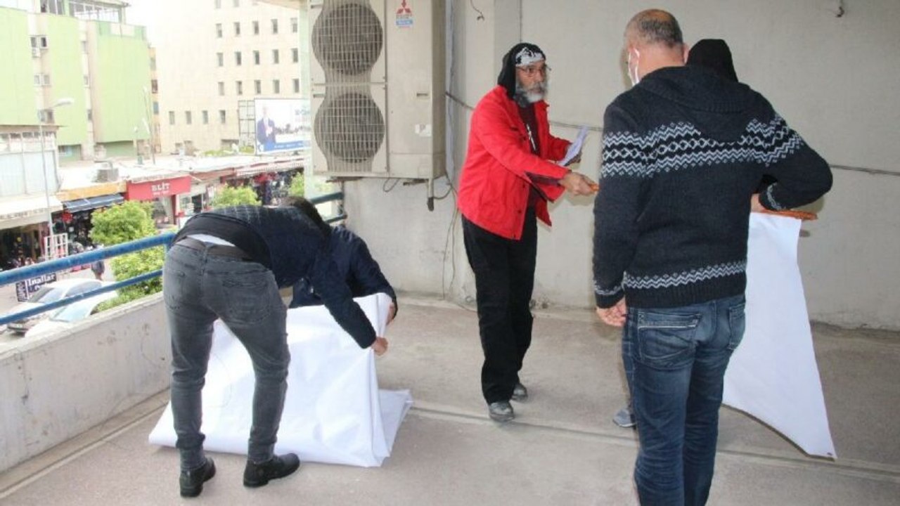 ‘Yeter Erdoğan’ pankartına polis izin vermedi