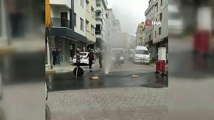 Avcılar’da İSKİ çalışmasında su borusu patladı