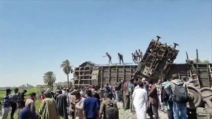 Mısır'da tren kazası: 32 ölü, 66 yaralı