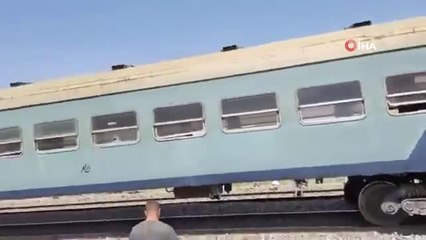 - Mısır'da tren kazası: 32 ölü