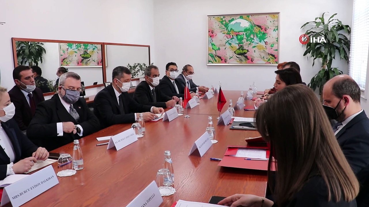 - Bakan Selçuk: “Arnavutça’nın da Türkiye’de seçmeli ders olarak okutulması da bizim takibimizdedir”