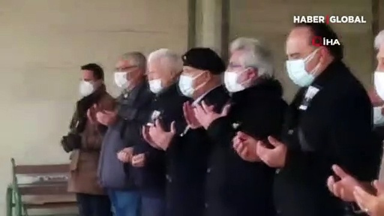 Kocaeli'de olaylı cenaze: Haklarını helal etmediler