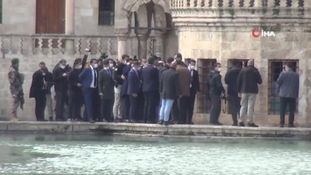 Son dakika haber: (ŞANLIURFA)-ÖZEL Bakan Karaismailoğlu: Süveyş Kanalı'nda bir geminin karaya oturmasıyla adeta dünyanın lojistik hareketine bir darbe vuruldu