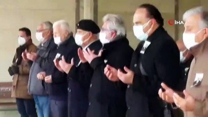 Tazminatlarını alamayan işçiler cenaze namazında bakın ne yaptılar!