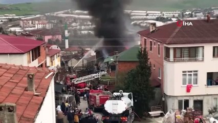 Yalova’da korkutan apartman yangını