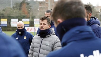 Emre Belözoğlu'ndan Fenerbahçeli futbolculara özel konuşma: İçinizden birisiyim