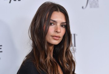 Emily Ratajkowski Shared the Most Gorgeous Breastfeeding Selfie With Baby Sly