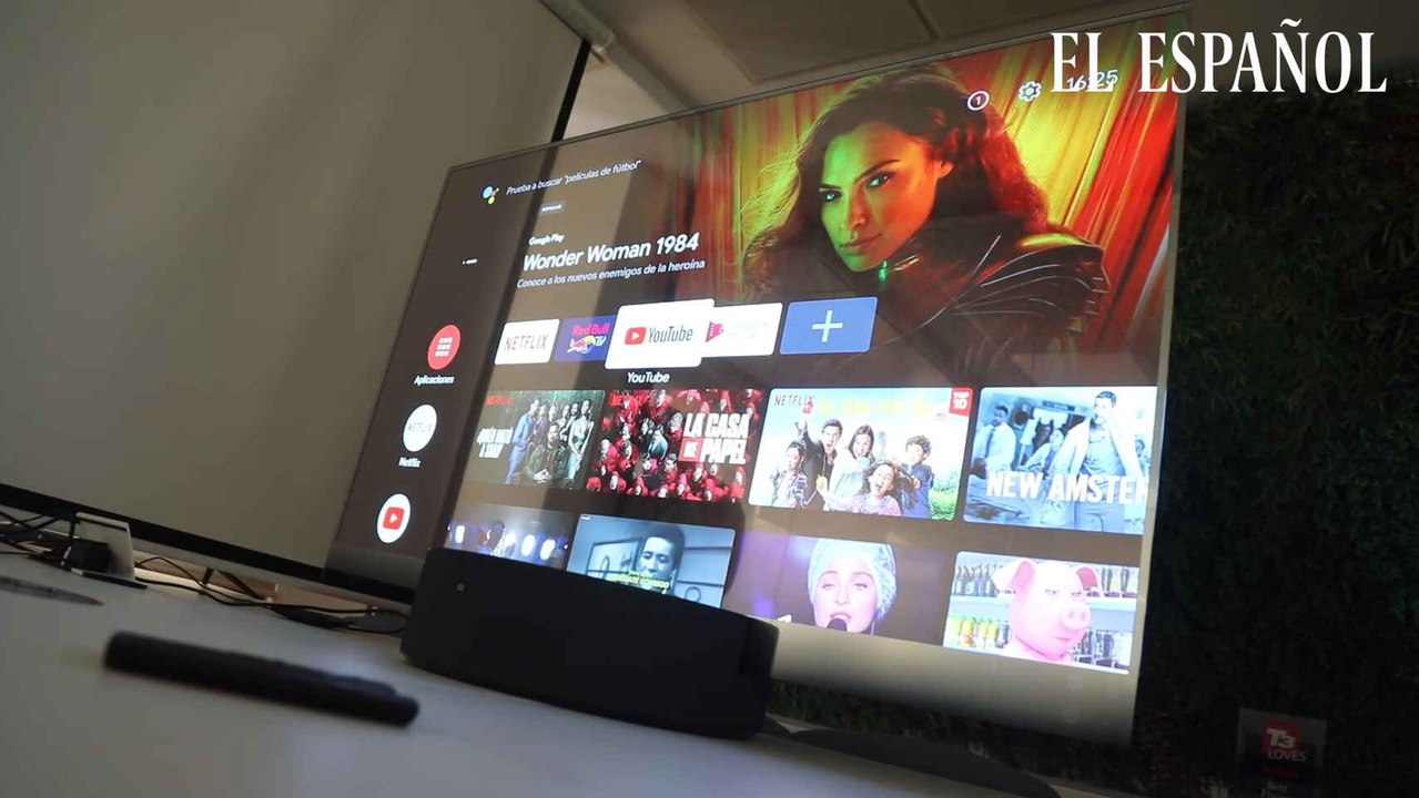 Probamos el nuevo televisor transparente de Xiaomi