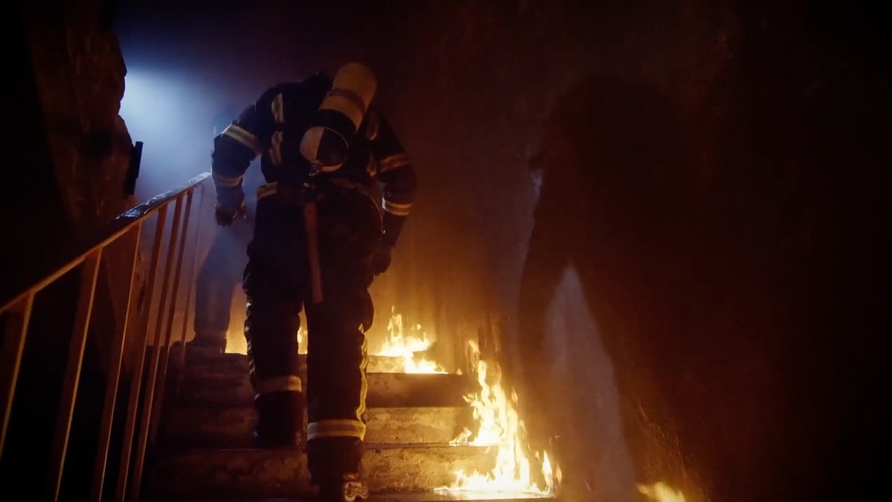 Fire Commander - Reveal Trailer PS5 PS4