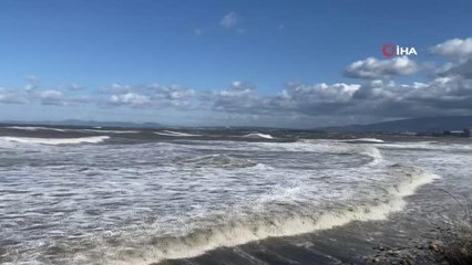 Gemiyi karaya oturtan fırtına yerini gökkuşağına bıraktı