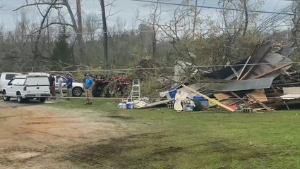 Tornado leaves 2-mile path of destruction in Alabama
