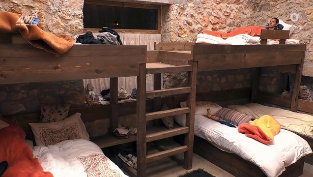 Η Φάρμα: «Λύγισε» η Μαρία η αγρότισσα - Τα κλάματα στο κρεβάτι της