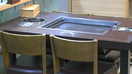 신규 확진 36일만에 500명대...거리두기·5인 모임 금지 연장 / YTN